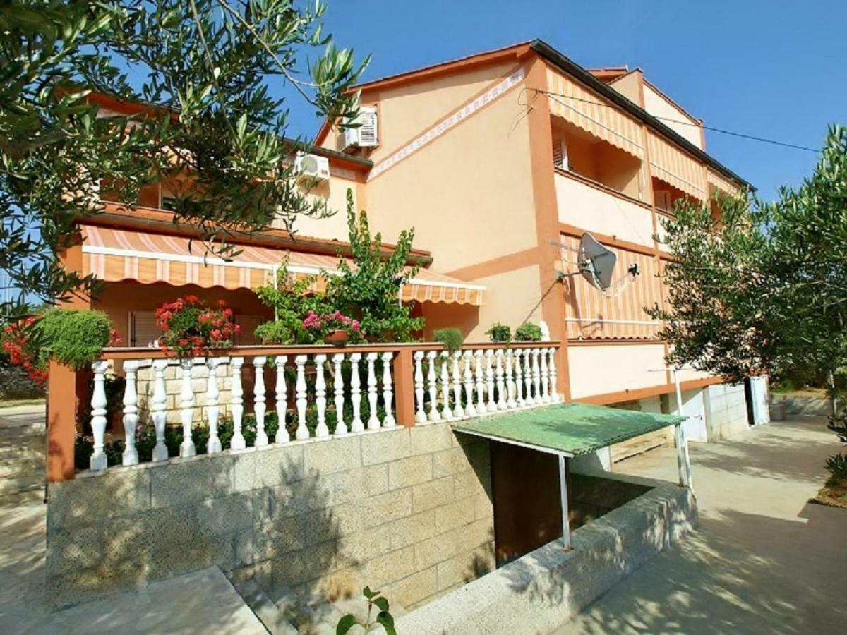 Apartments Ljubica Barbat na Rabu Exterior foto